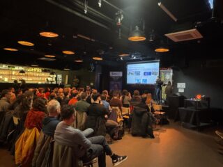 Lucia Kleint, Professor at the University of Bern during Astronomy on Tap, Bern. Picture by AoT Bern, Ruben Tandon and Brian Magee.