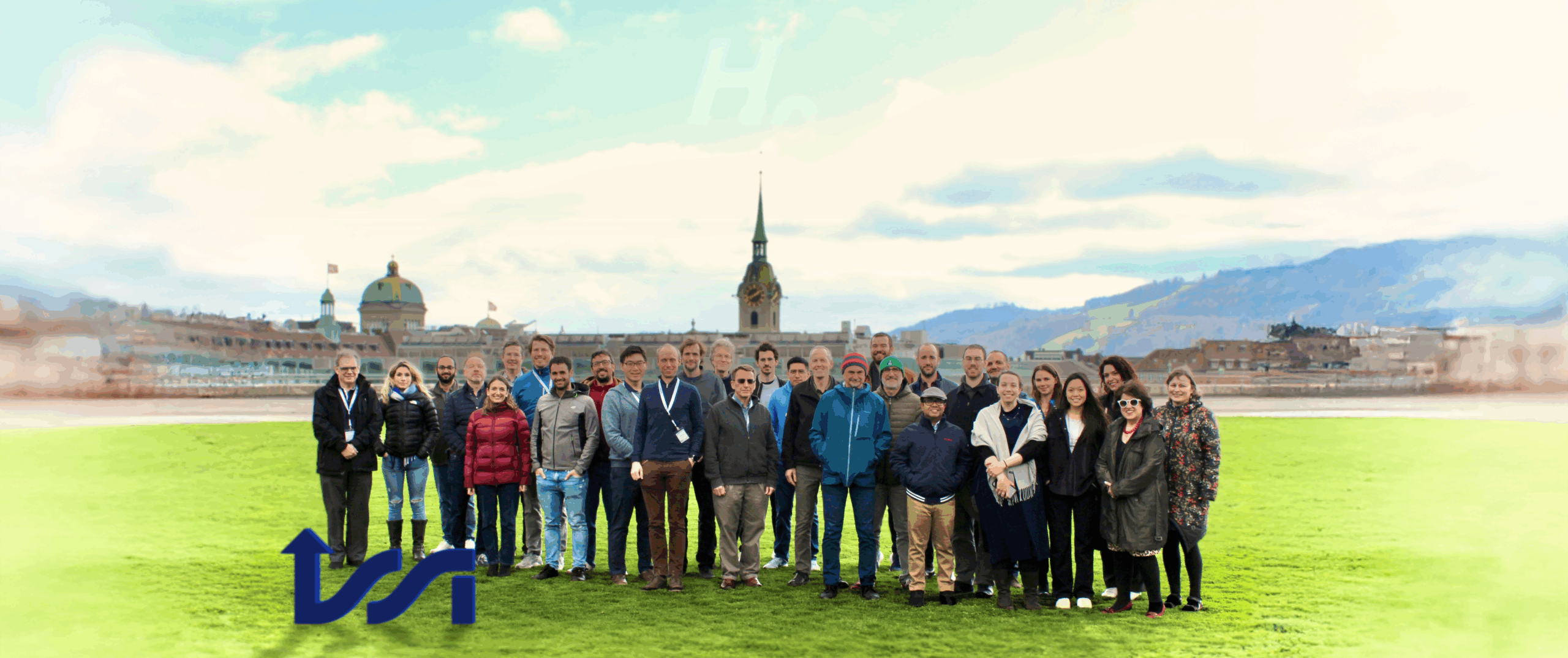 Team picture of the ISSI Workshop "What’s under the H₀od? Towards Consensus on the Local Value of the Hubble Constant" by Fabio Crameri.