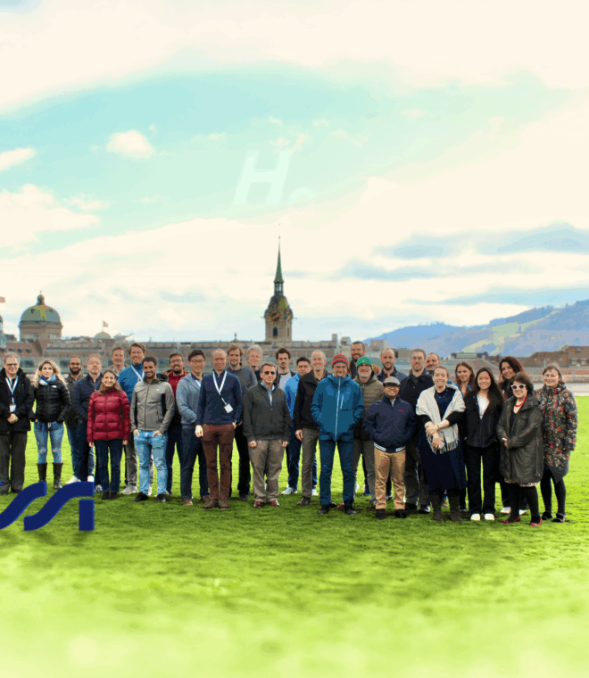 Team picture of the ISSI Workshop "What’s under the H₀od? Towards Consensus on the Local Value of the Hubble Constant" by Fabio Crameri.